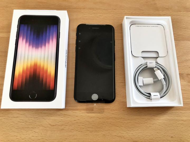 iPhone SE 第3世代 ブラック