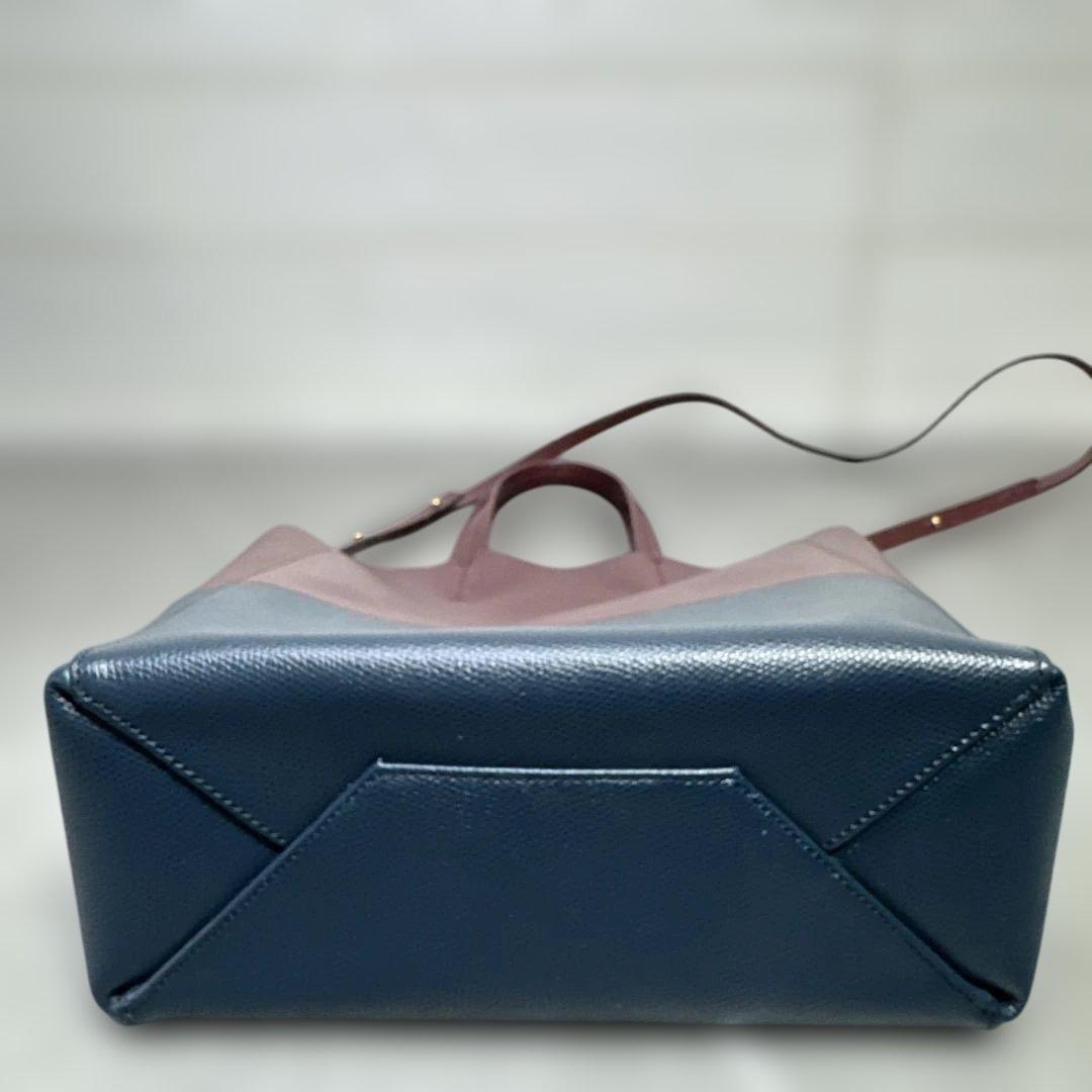 CELINE セリーヌ バーティカルカバ 2WAY トートバッグ カーフ CELINE セリーヌ バーティカルカバ 2WAY トートバッグ カーフ