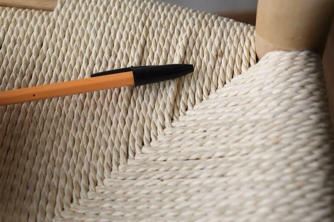 CARL HANSEN & SON CH24 ①