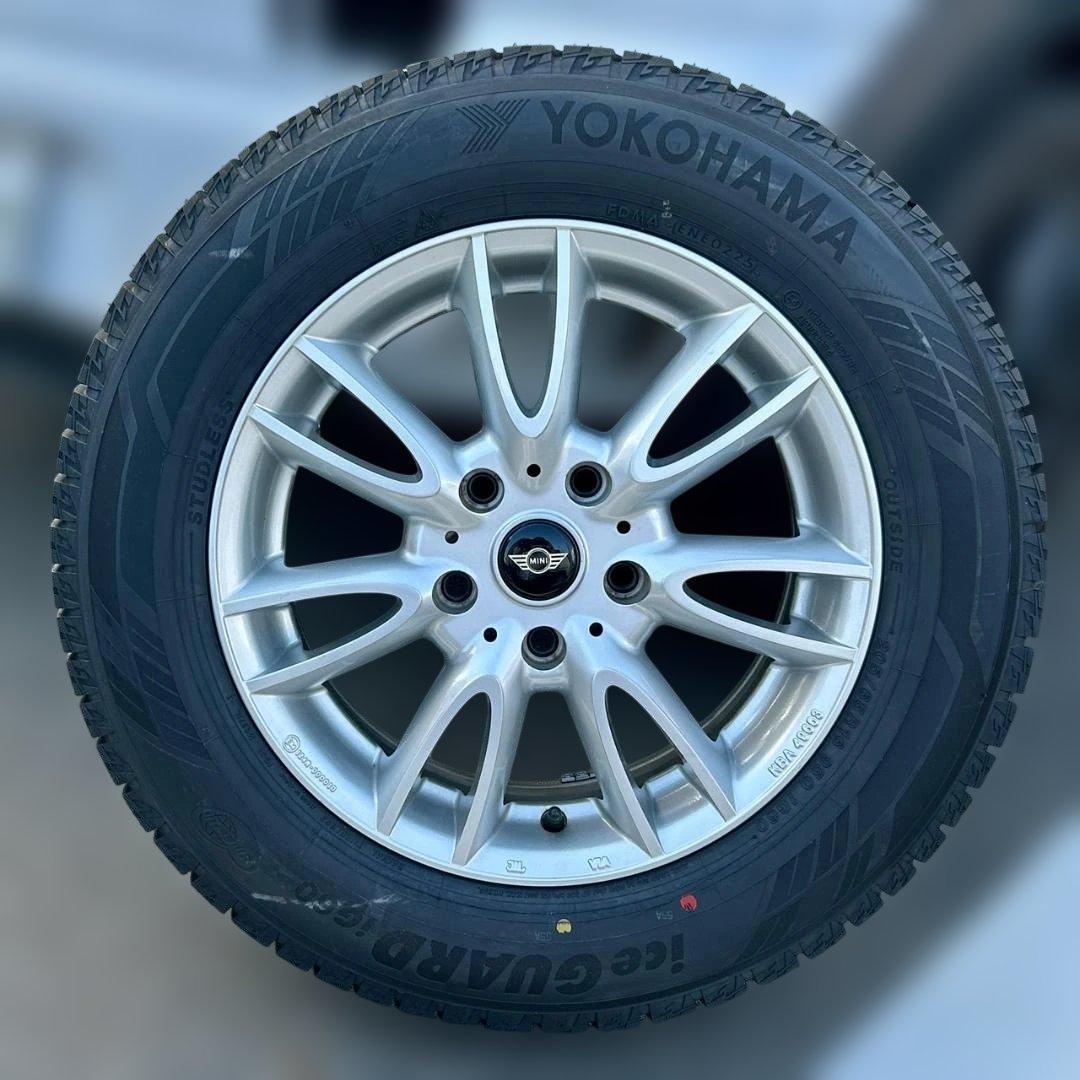 新品未使用 ヨコハマスタッドレス 205/60/R16 中古ホイール付き 新品未使用 ヨコハマスタッドレス 205/60/R16 中古ホイール付き