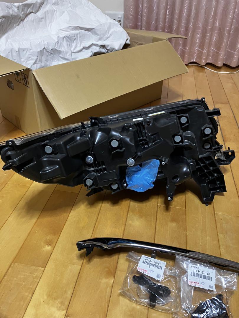 アルファード　AGH30W 左ヘッドライト 3眼　シーケンシャル