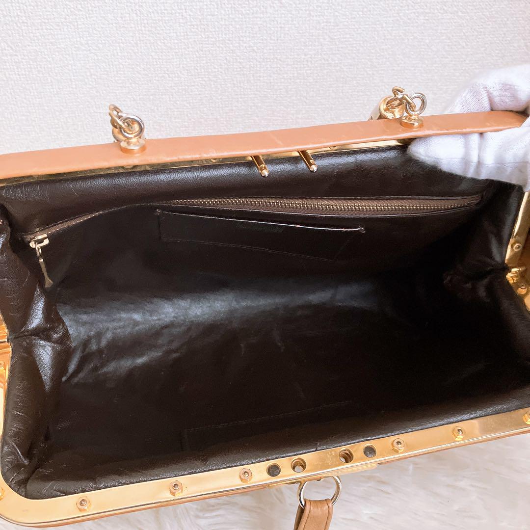 ロベルタディカメリーノ✨️ハンドバッグ　バゴンギ　スタッズ　ロゴ