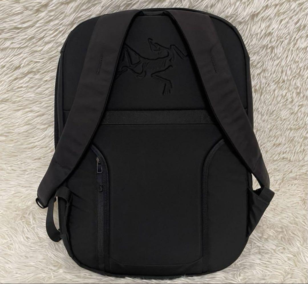廃盤ARCTERYX アークテリクス BLADE 20 ブレード ブラック