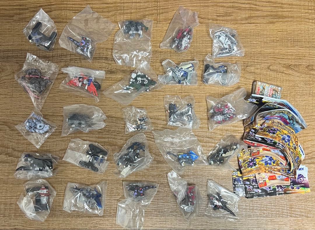 ゾイドコレクション 25個 まとめ売り ZOIDS フィギュア ガシャポン