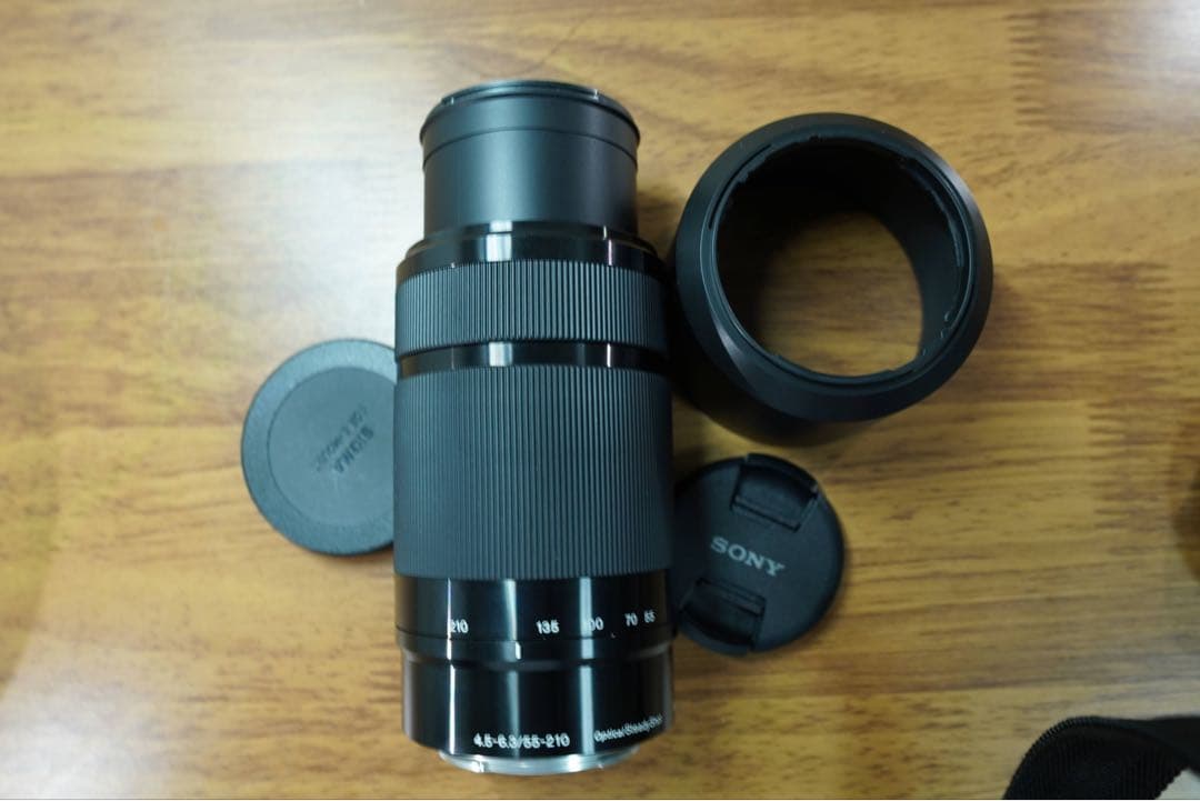 SONY E 55-210mm F4.5-6.3 OSS ズームレンズ