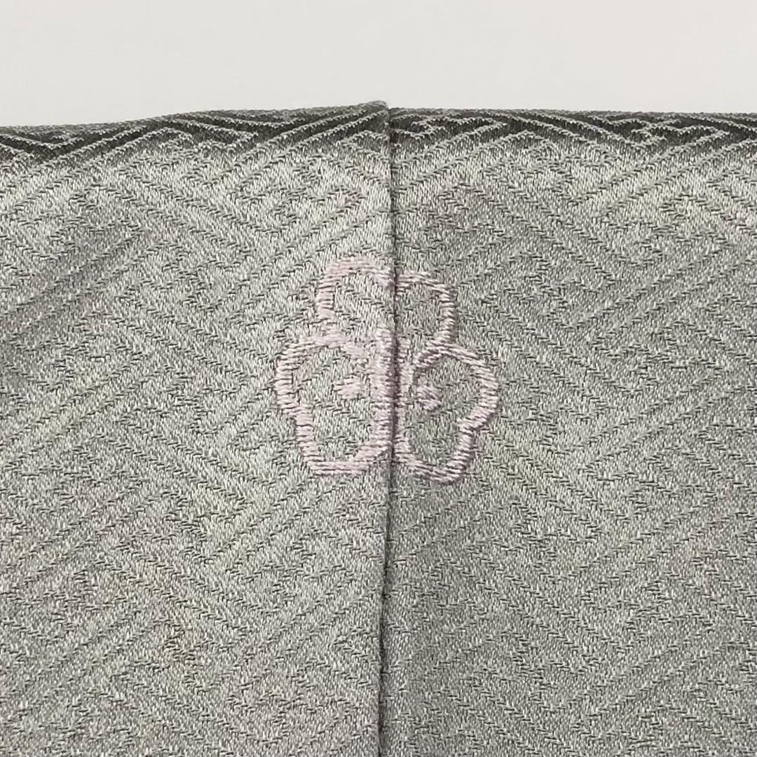 付下げ 絞り 染分け 花模様 金彩 薄鈍色 KK-2087 付下げ 絞り 染分け 花模様 金彩 薄鈍色 KK-2087 - メルカリ