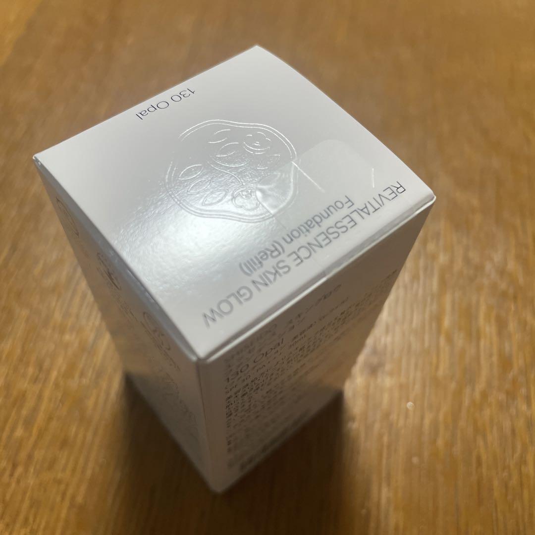 SHISEIDO エッセンススキングロウ ファンデーション 130opal