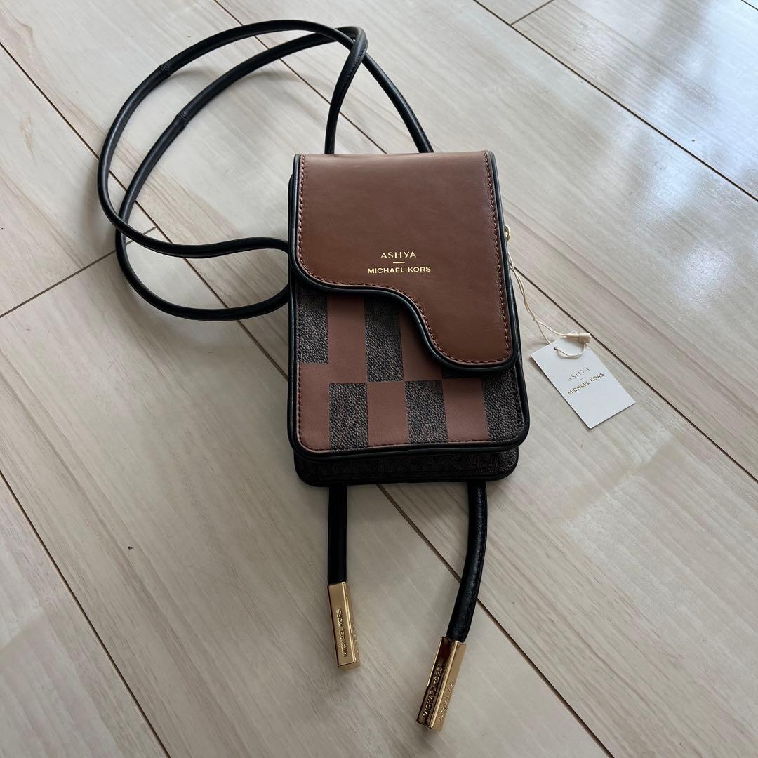 ASHYA×マイケルコース　Boloバッグ　ボディバッグ