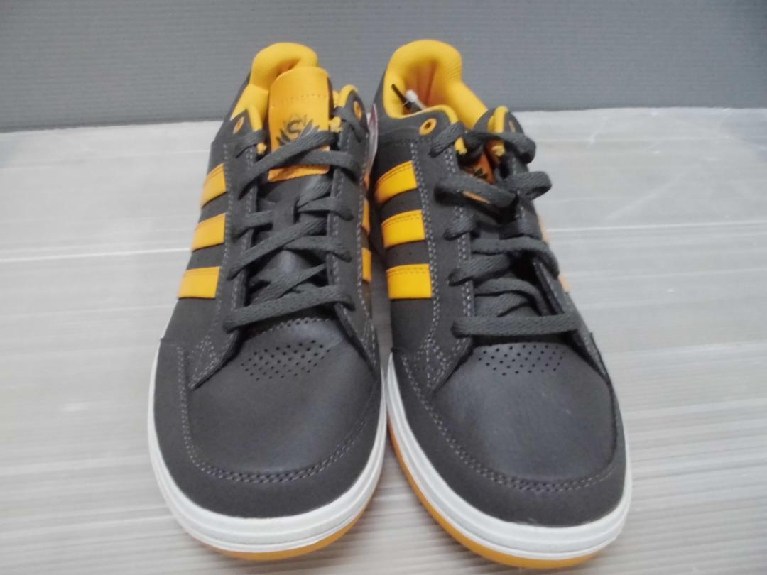 adidasアディダス　テニス　シューズ　26.5㎝☆Z12 4,680円