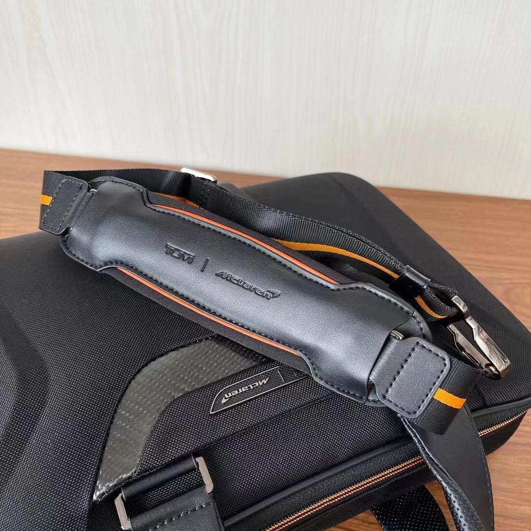 TUMI  マクラーレン　ビジネスバッグ