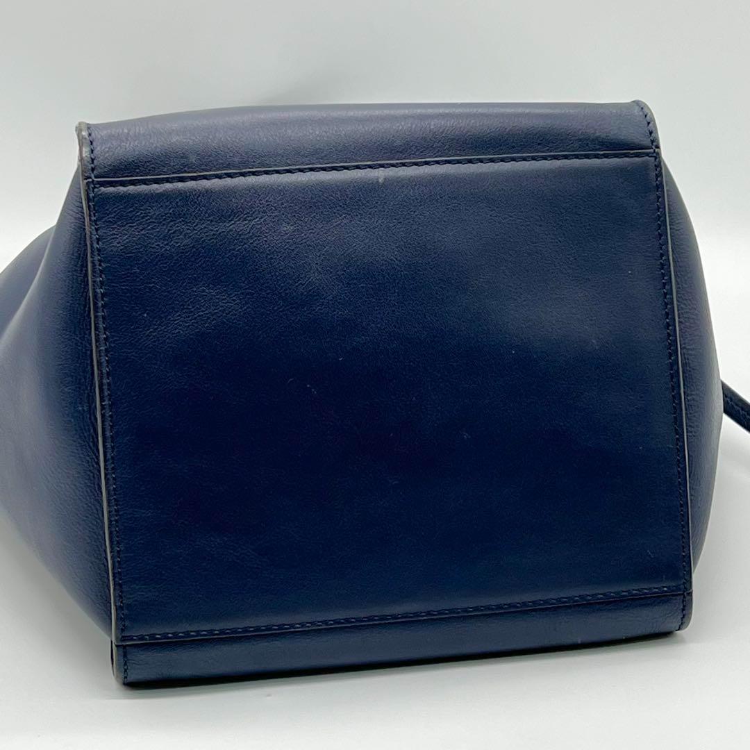 美品】J&M DAVIDSON ベルミニ スタッズ ハンドバッグ ネイビー