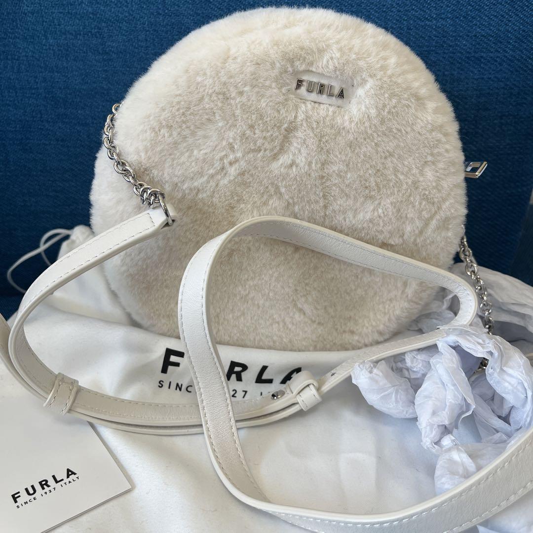 FURLA ファー ショルダーバッグ 円形