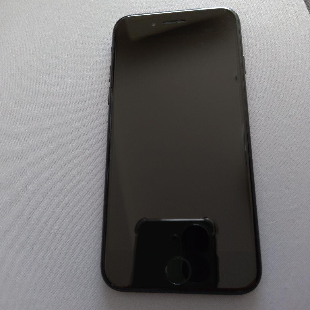 iPhoneSE2 64GB ブラック BT87% SIMロック解除済み