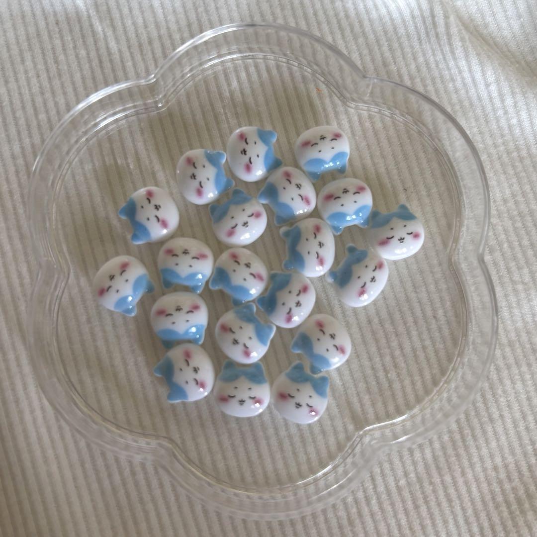 ハチワレ ちいかわ ネイルパーツまとめ売り - メルカリ