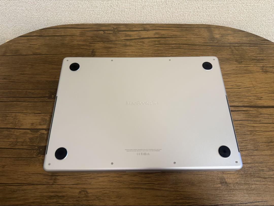 MacBook Pro 2021 M1 Pro 16GB/512GB 14インチ