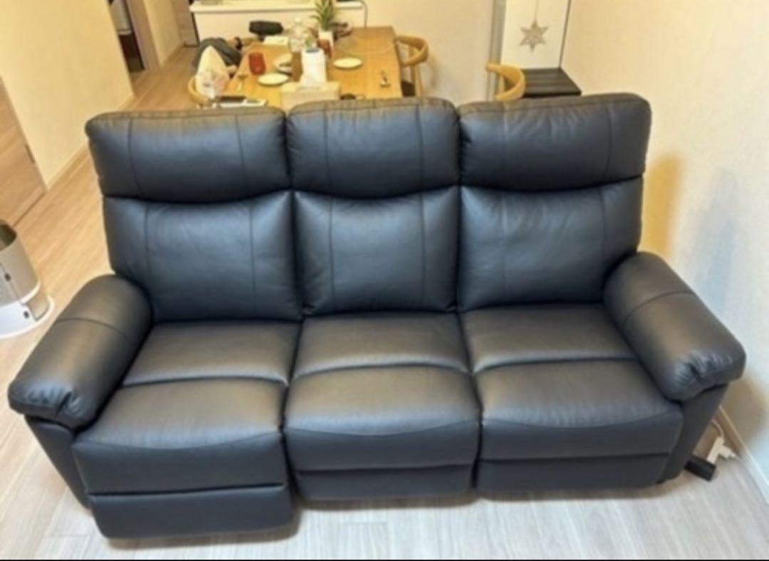 3人用電動本革テーブル付きリクライニングソファー 送料無料祭り✶開催中!
