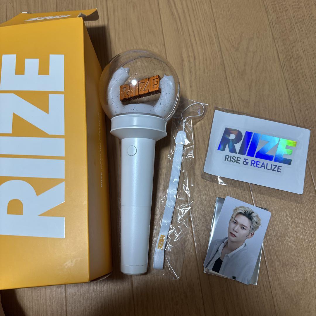 RIIZE　ライズ　ペンラ　ペンライト　ガンダムフォトカード　トレカ　ウンソク Amazon.co.jp: 【日本公式】RIIZE OFFICIAL FANLIGHT official