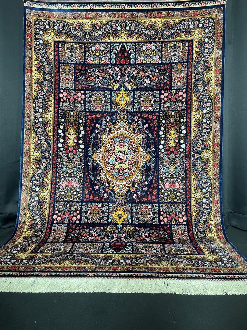 ペルシャ絨毯シルク イラン