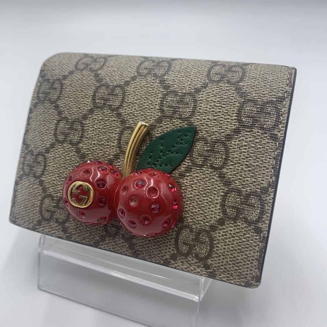 グッチ　折り財布　チェリー　GG  レザー