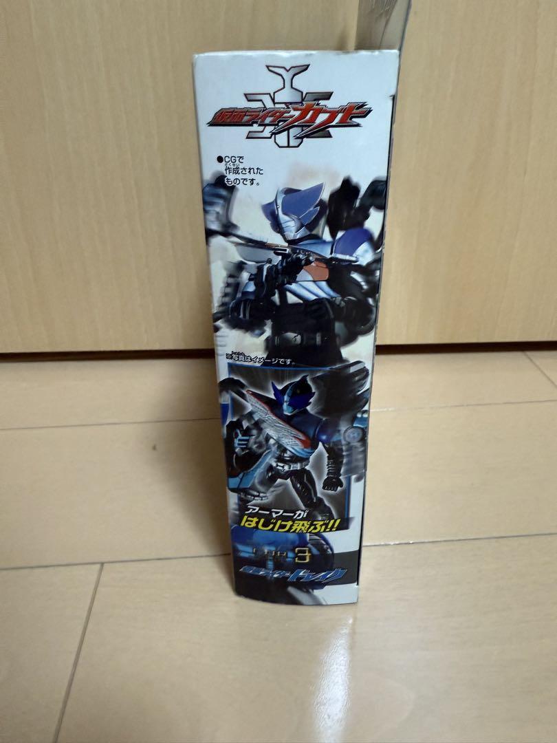 キャストオフライダー３　仮面ライダードレイク