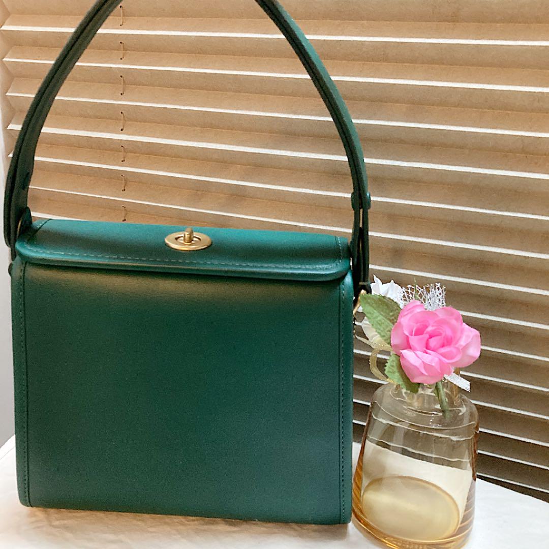 グリーン系2020年のクリスマス 【新品】コーチ COACH ショルダーバッグ