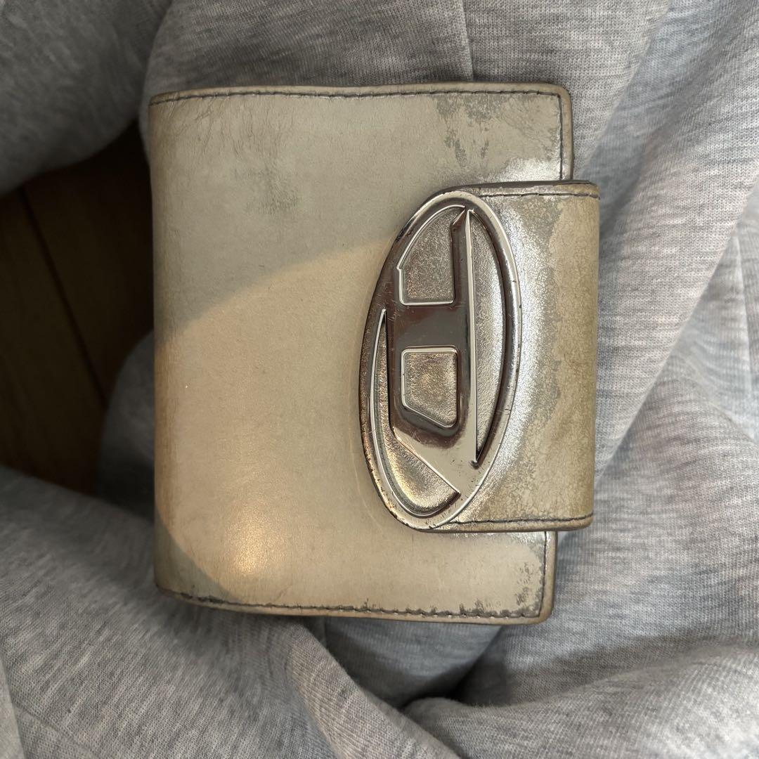 DIESEL 二つ折り財布 シルバー 本革 DIESEL シルバー 二つ折り財布