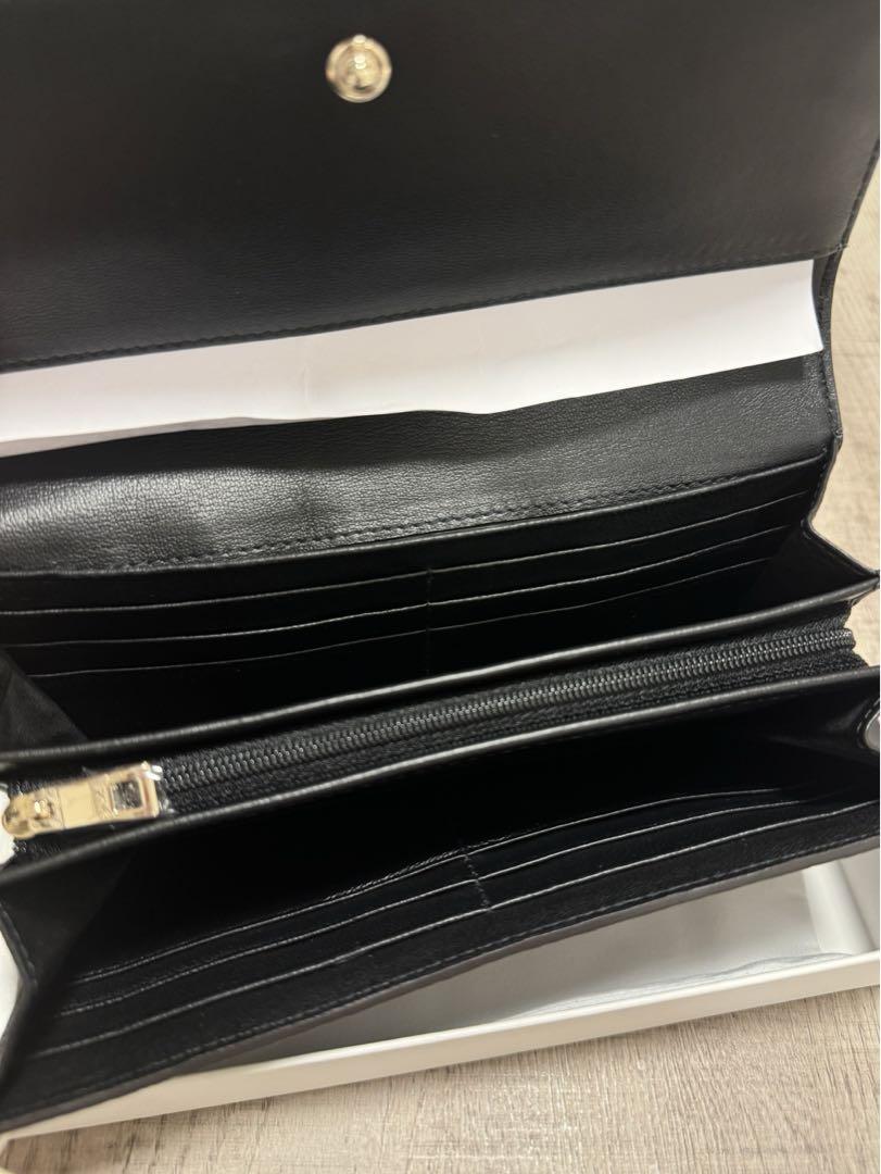 FURLA 長財布