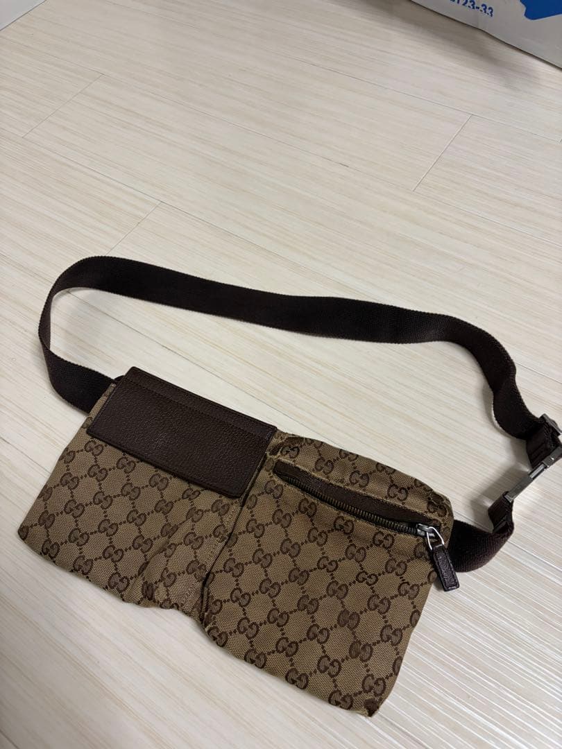 人気モデル GUCCI グッチ GG柄 ボディバック