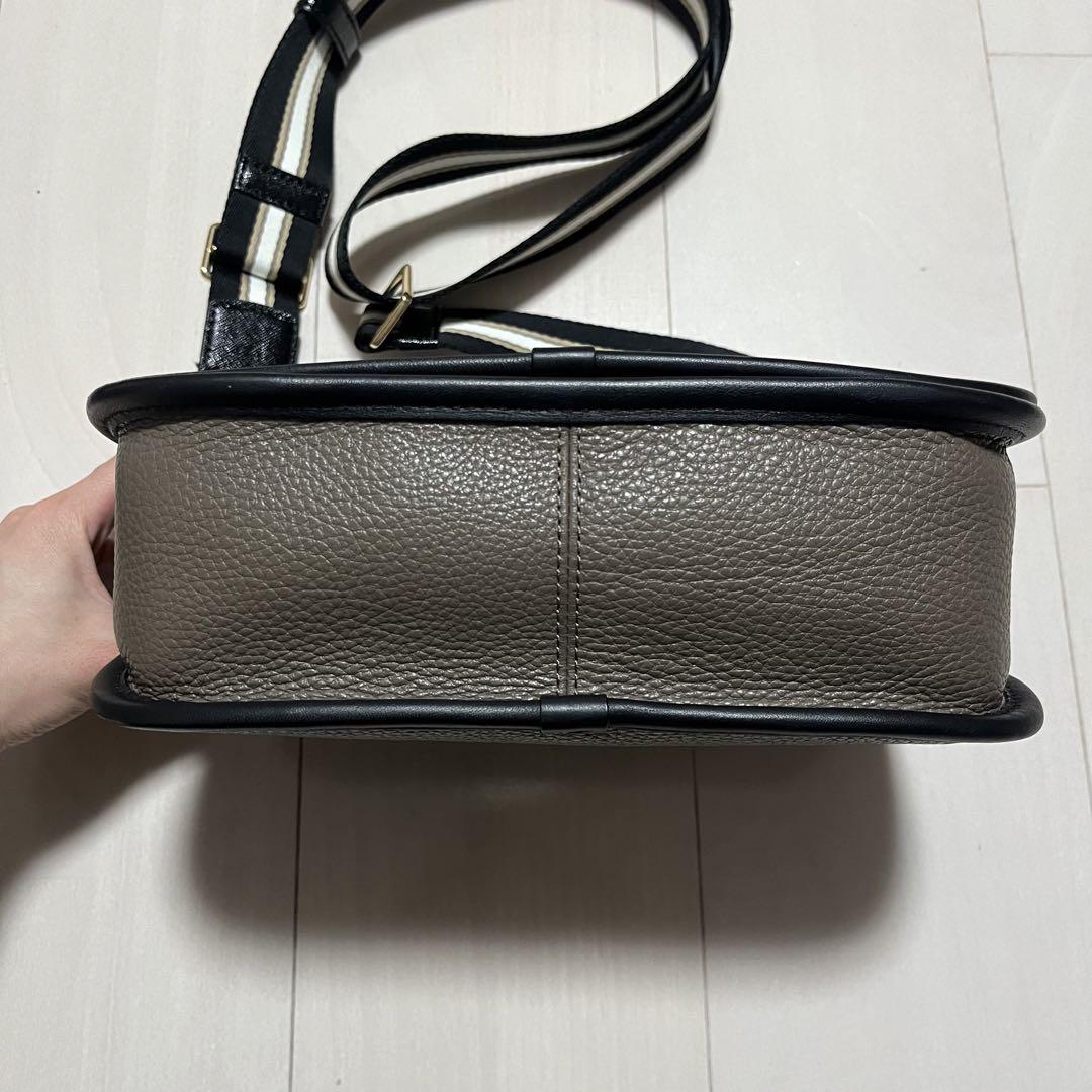 MARC JACOBS メッセンジャーバッグ