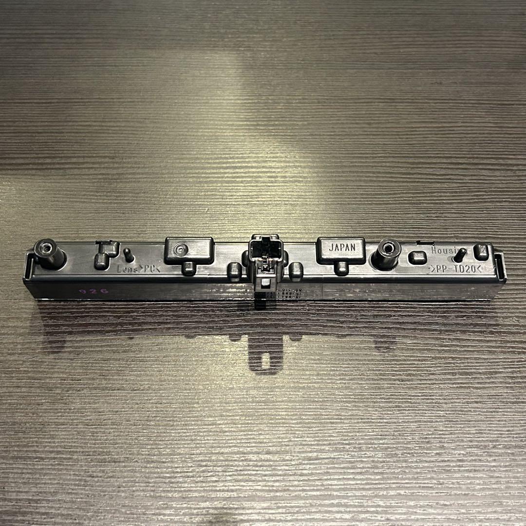 トヨタ 81570-12440 ハイマウント ストップランプ ノア ヴォクシー