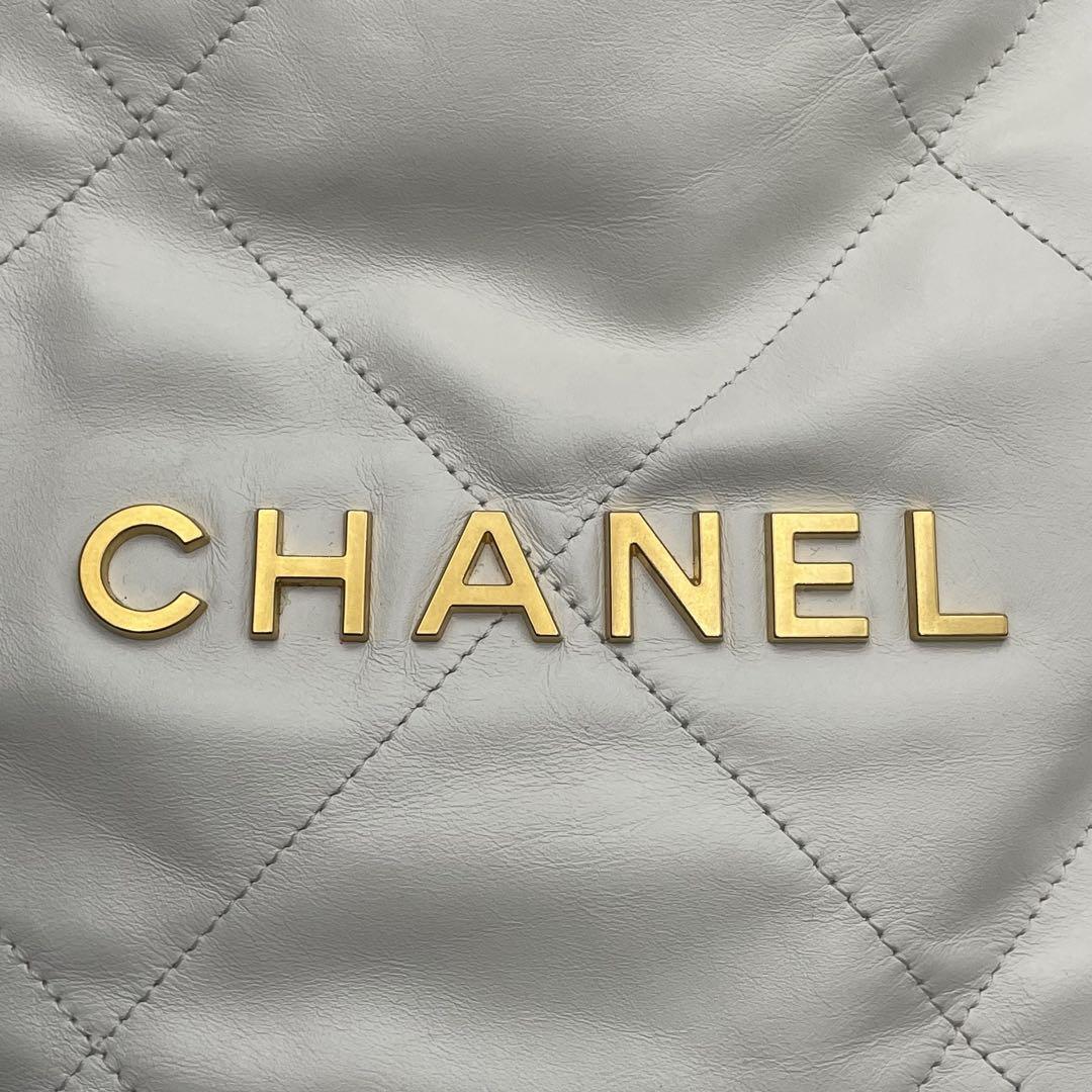 美品✨CHANEL 22 チェーンリュック マトラッセ ホワイト - メルカリ