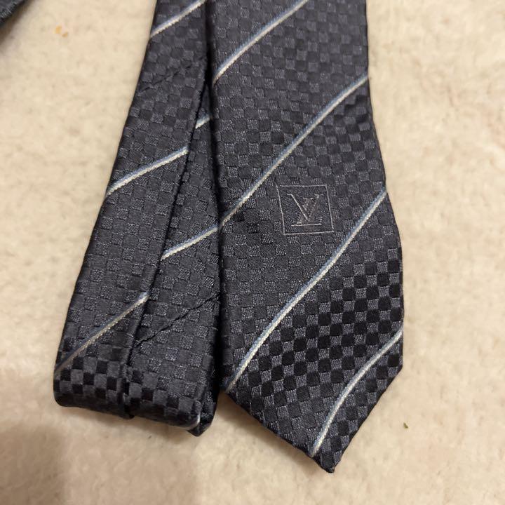 格安限定SALE LOUIS ストライプ 専用たまプラーザ様 Uetil-m84995640504 VUITTON ネクタイ 豊富な新品