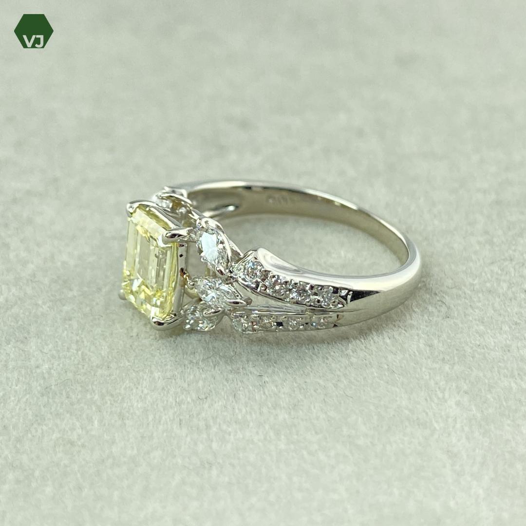 【9-42】ダイヤモンド　リング　D1.153ct　D1.51ct
