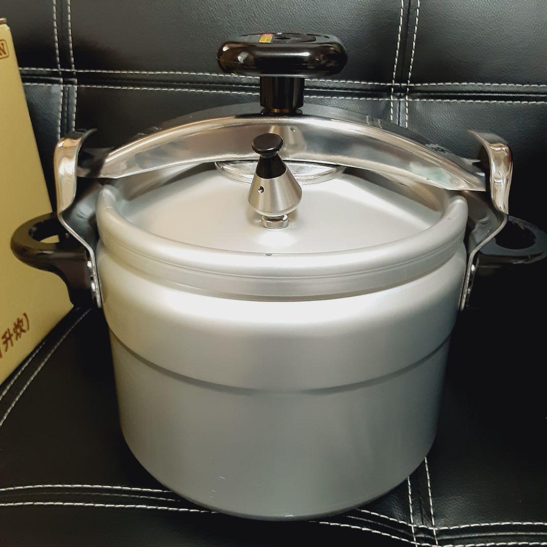理研　RIKEN 圧力鍋　6.0リットル RSK 未使用品 未使用 RIKEN リケン 理研圧力鍋 6.0L 1升炊き RSK-60 - メルカリ