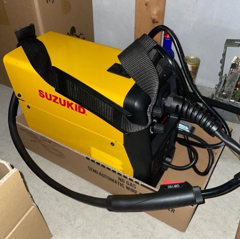 保証付 8003 イエロー スズキッド インバーター半自動溶接機 SBD-80