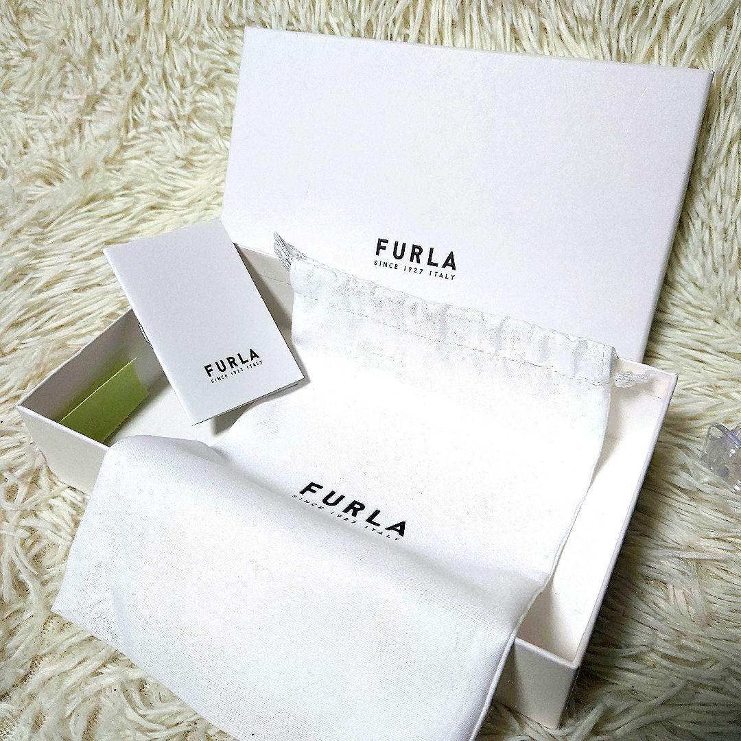 美品 ✨️ FURLA カメリア コンチネンタルウォレット ピンクベージュ 箱付