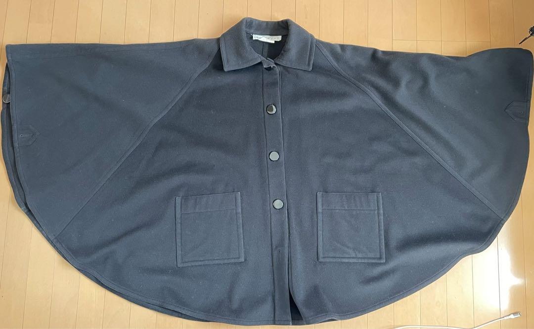 GIVENCHY boutiques ジバンシィ　ポンチョコート！