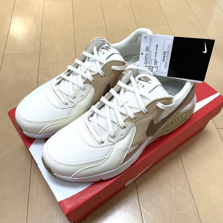 お気に入り Cm 新品未使用 24 0 Nike エアマックス エクシー コルク ナイキ スニーカー Prettypoisonbar Com