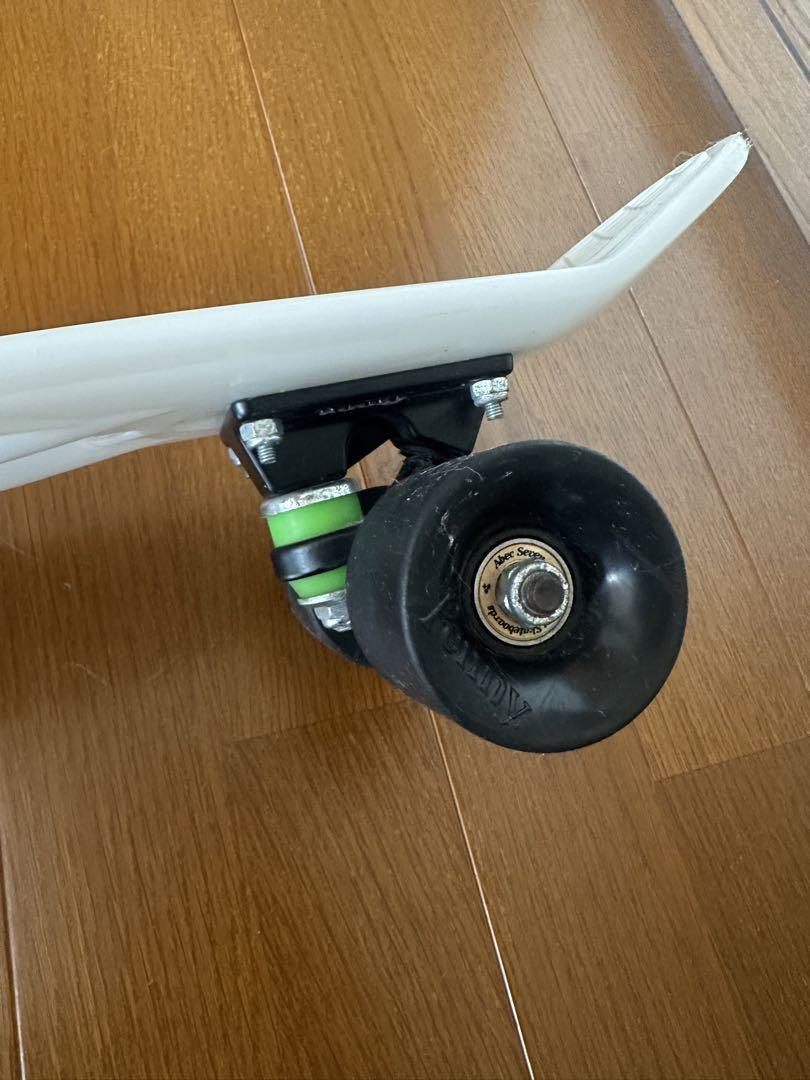 penny スケートボード 22インチ　蓄光