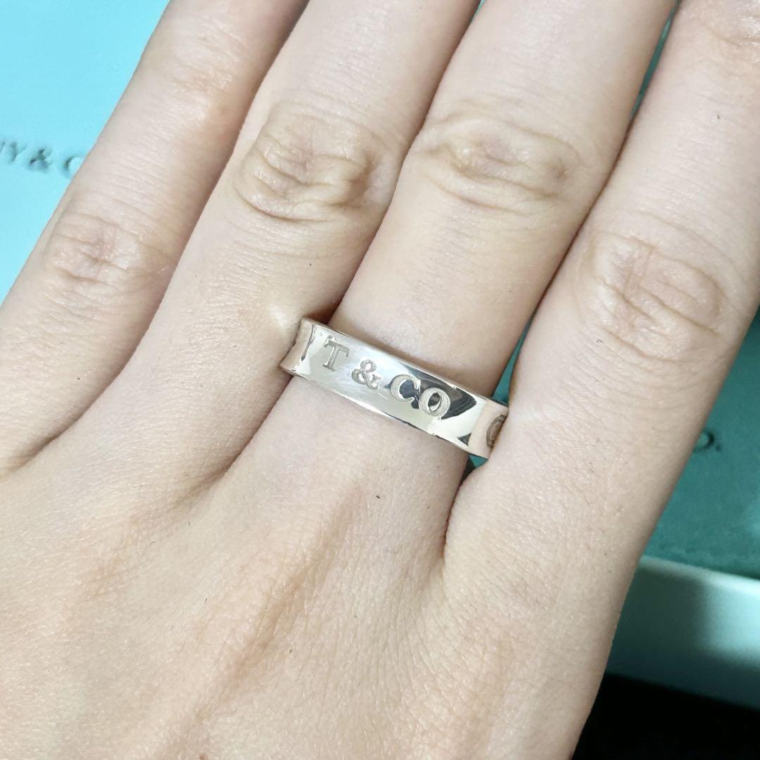 티파니 스퀘어 쿠션 후프 피어스 Tiffany 실버