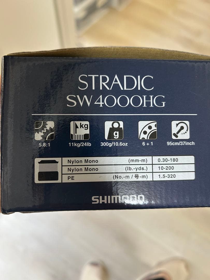 SHIMANO STRADIC SW4000HG スピニングリール SHIMANO STRADIC SW4000HG スピニングリール