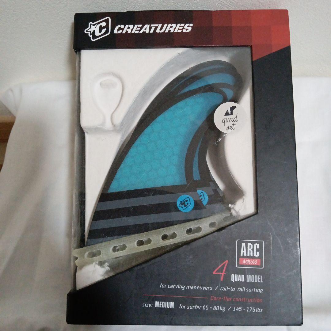 ブランド通販 ✩CREATURES(クリーチャー) クアッドフィン 未使用 Mサイズ サーフィン・ボディボード
