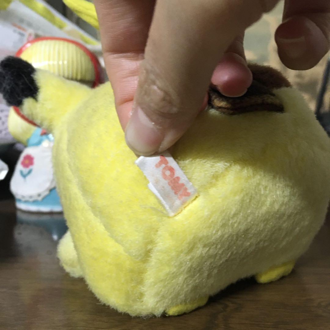 TOMY 　初期ピカチュー　ぬいぐるみ
