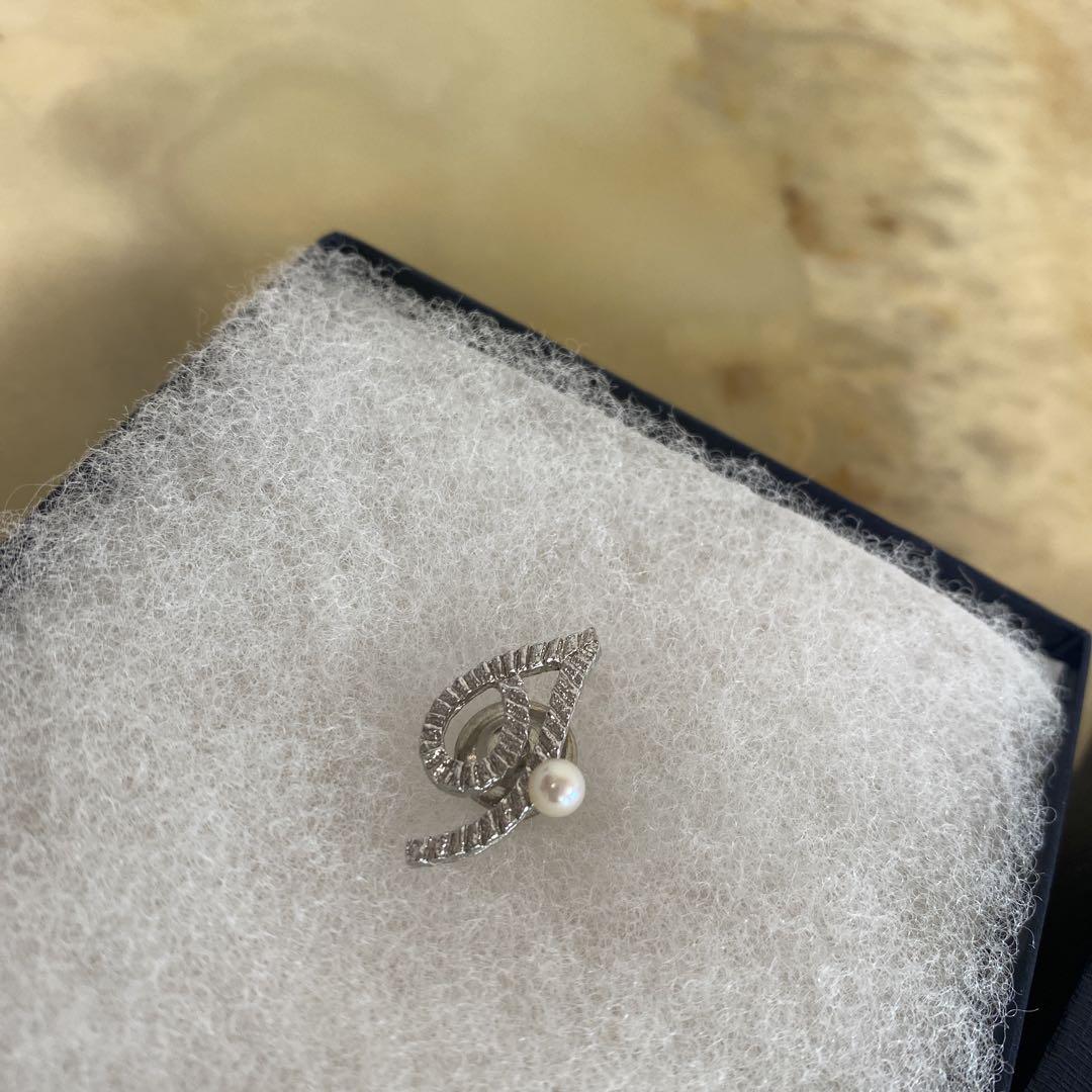 TASAKI パール付きイニシャルブローチ 未使用 SILVER - メルカリ