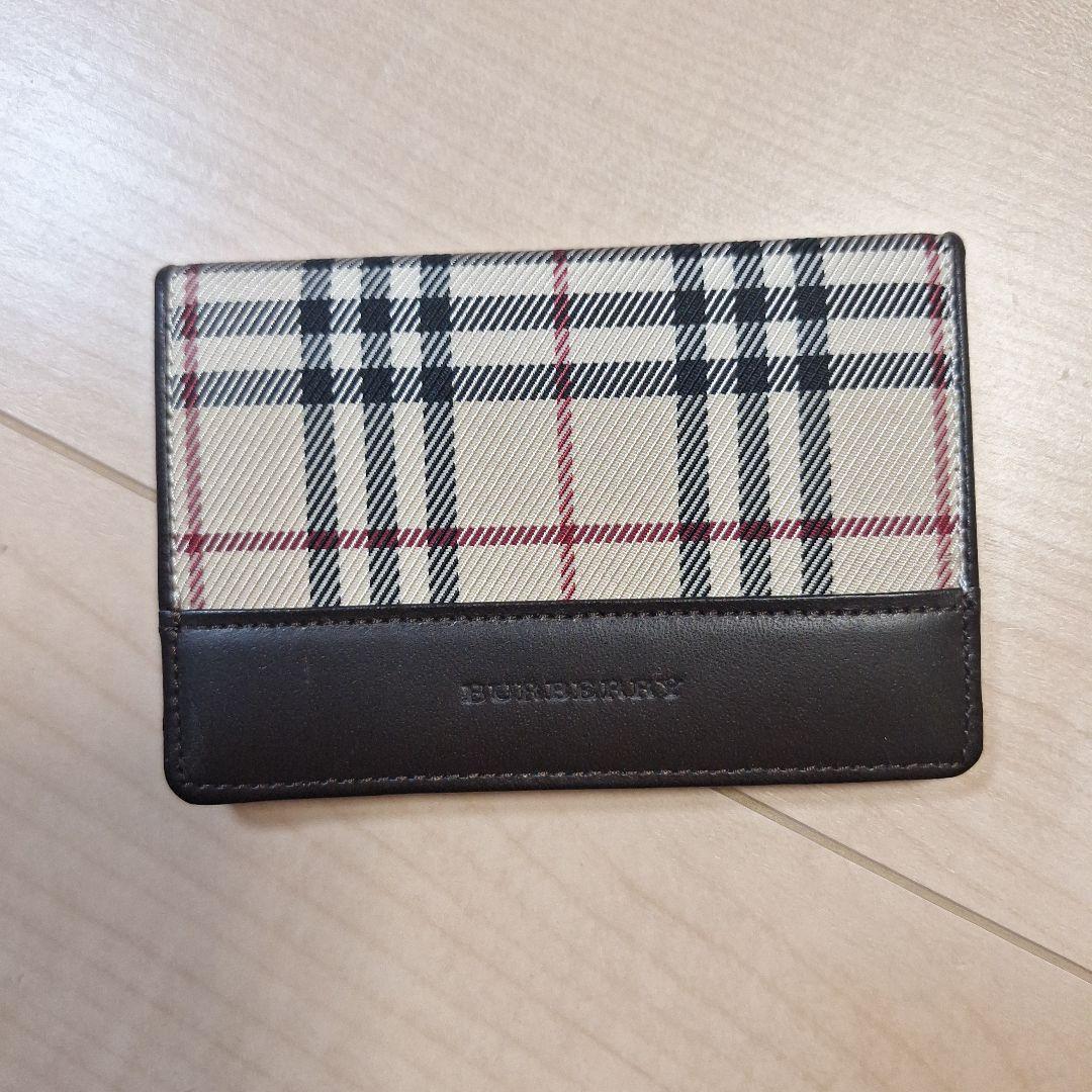 BURBERRY バーバリー パスケース 定期入れ ノバチェック