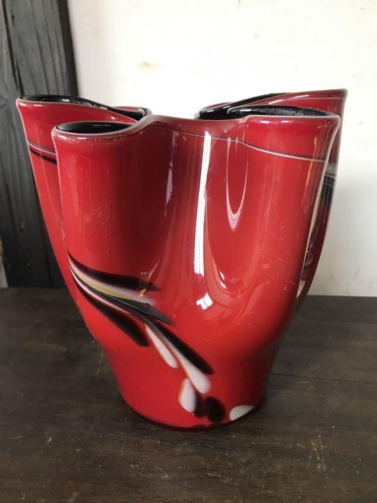 昭和レトロガラス花瓶レッドフラワー最大直径19×高20cm