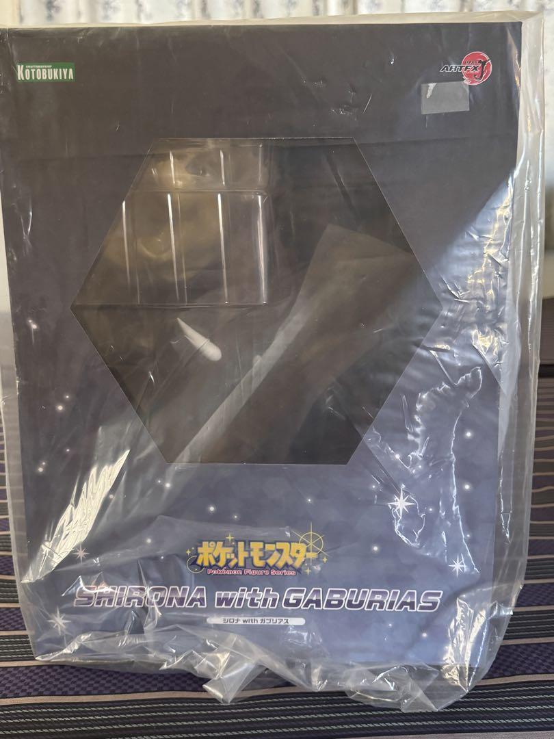 ポケットモンスター　シロナwithガブリアス　フィギュア　未開封品
