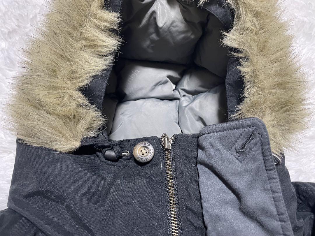 (極美品)Columbia ダウンジャケット 黒 ファー付き