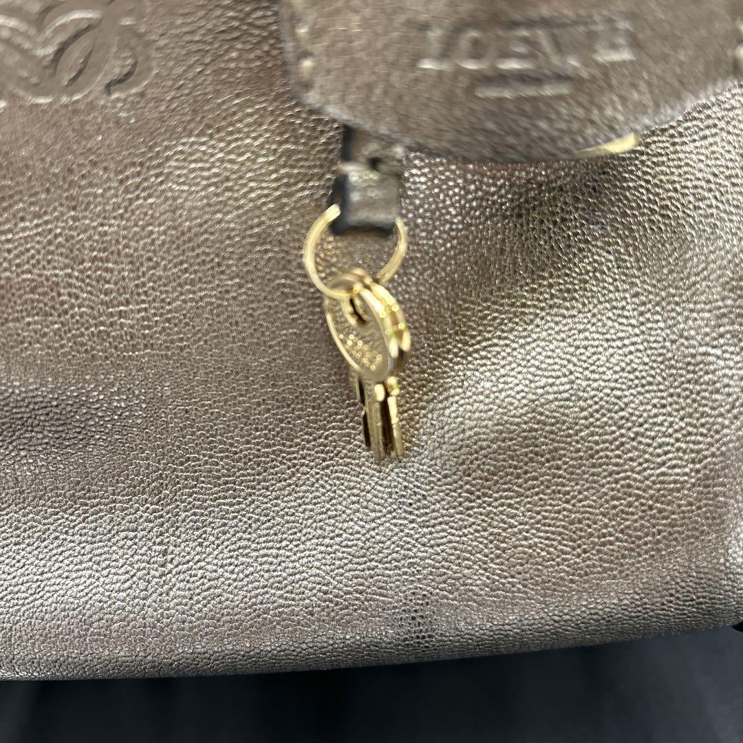 LOEWE レザー アマソナ28 ハンドバッグ352.37.A03 ブロンズ