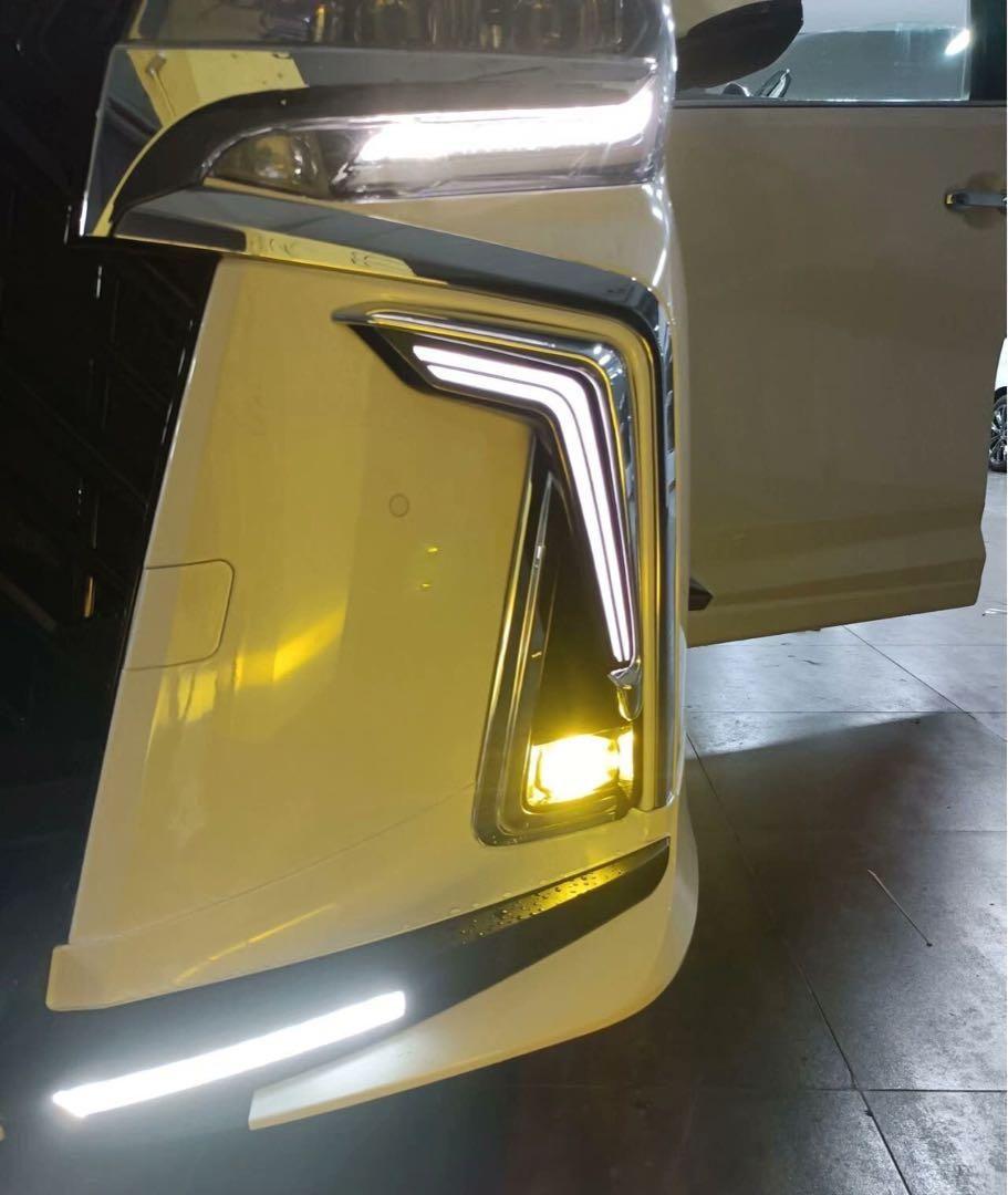 改良版 アルファード 30系 後期 LED ガーニッシュ